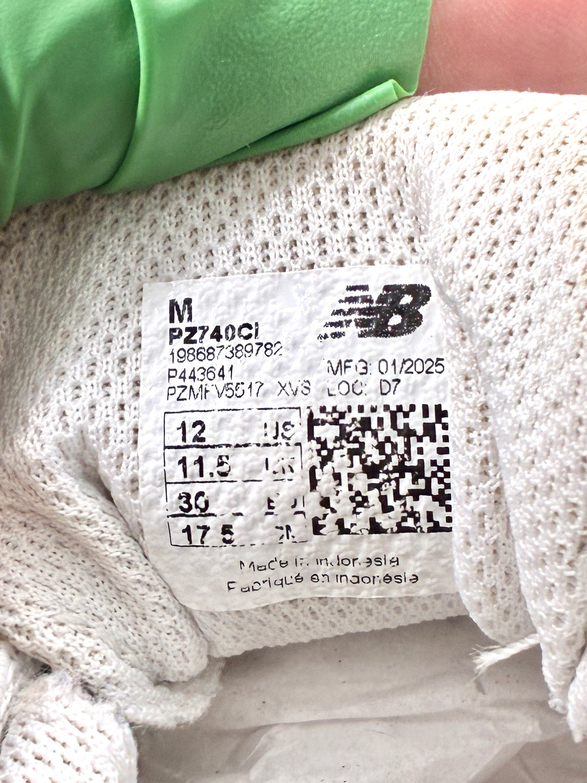 New Balance 740 CI Vert Blanc Size 30